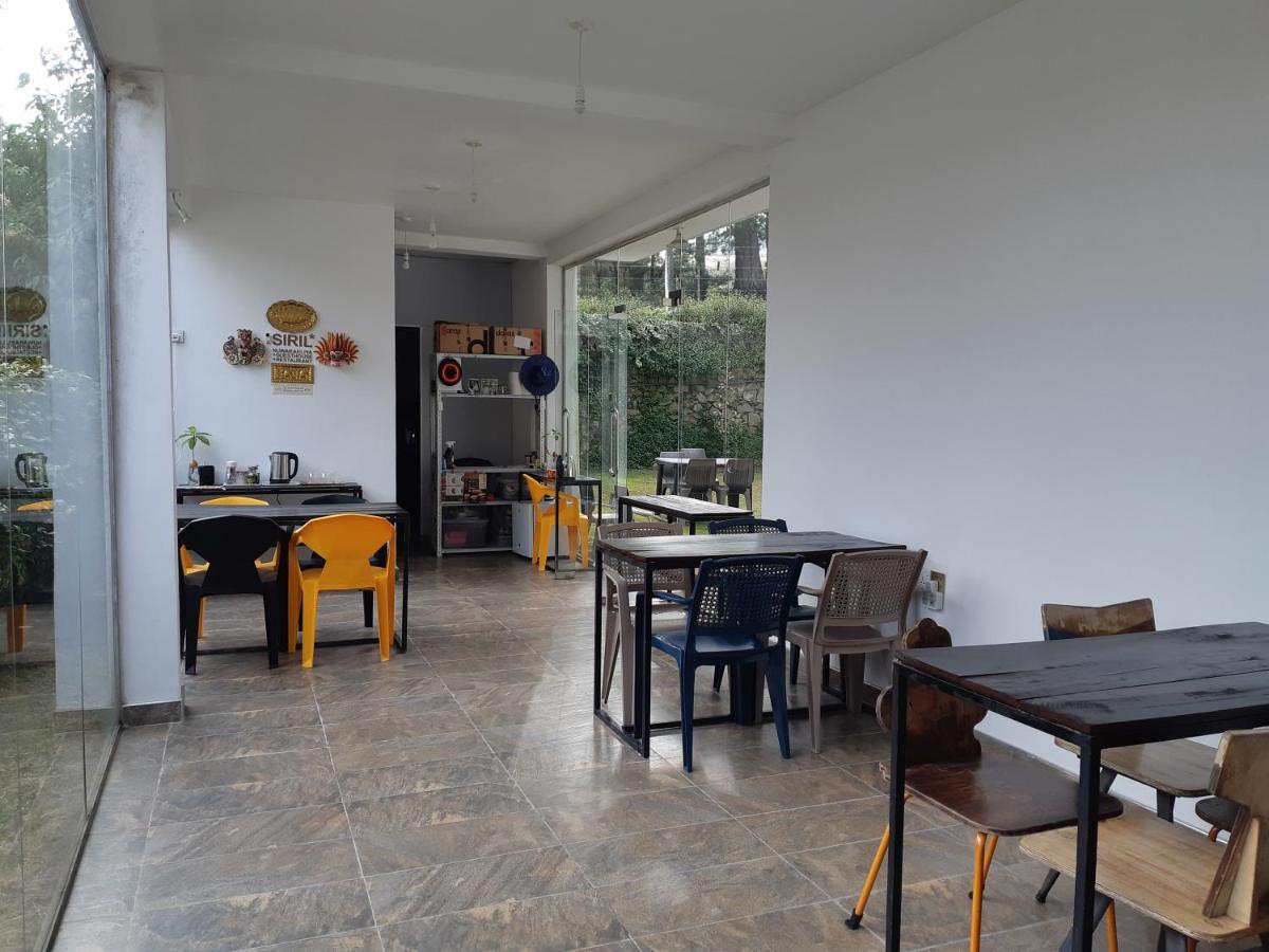Siril Guesthouse Hostel Нувара-Элия Экстерьер фото